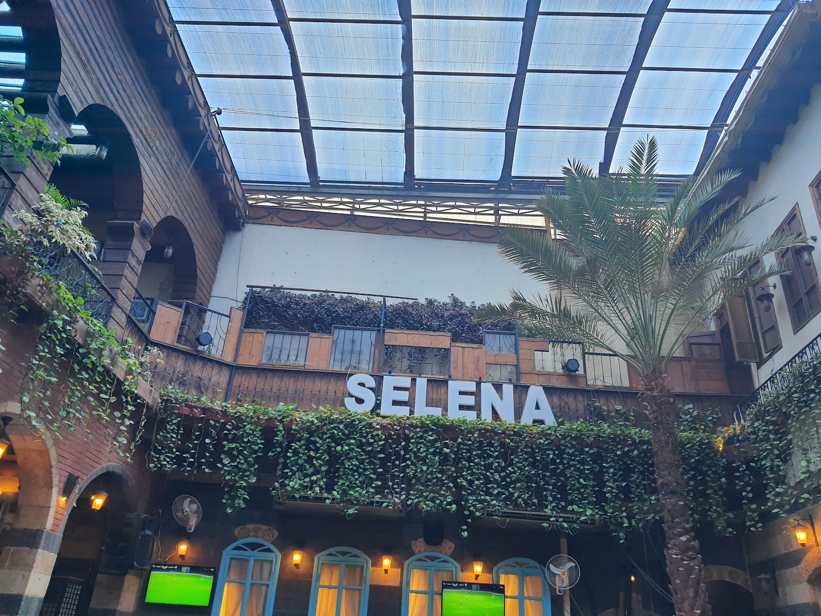 Selena