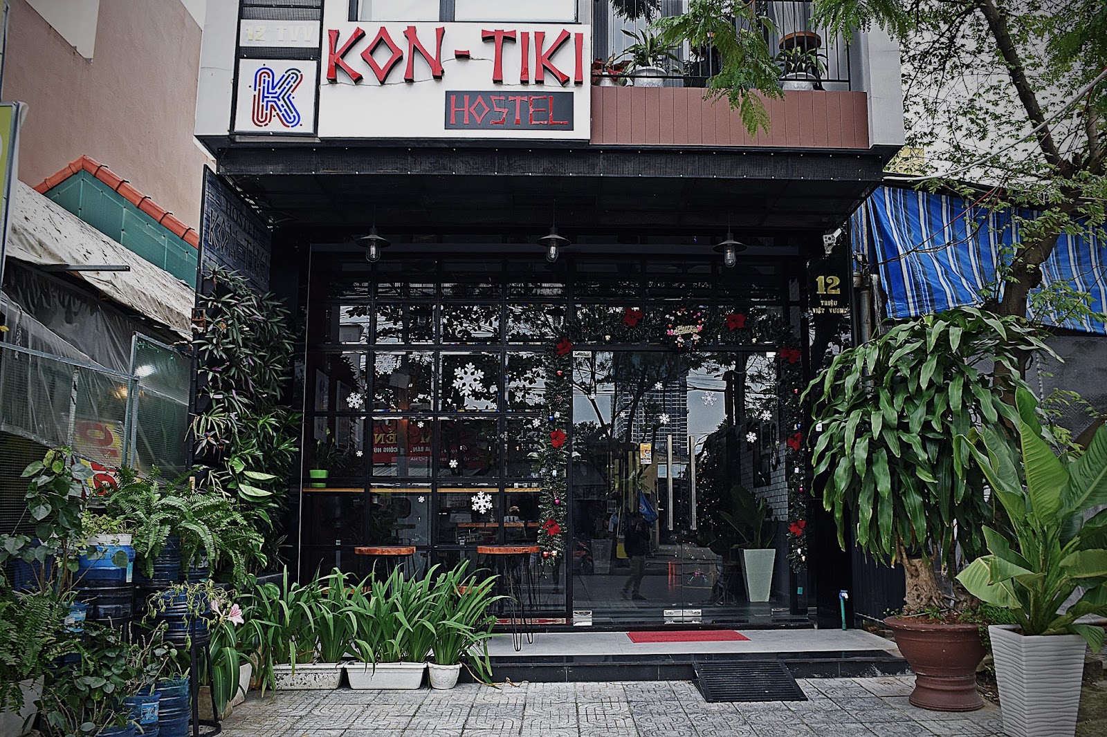 kon tiki hostel